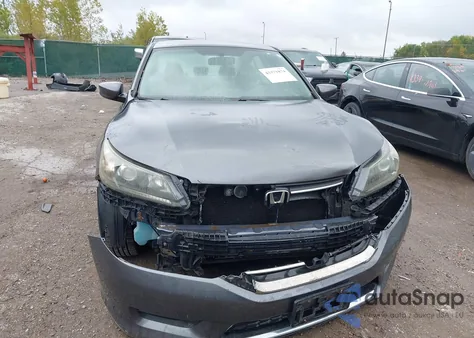 2013 Honda Accord Lx z USA, uszkodzony, nr VIN 1HGCR2F3XDA004431